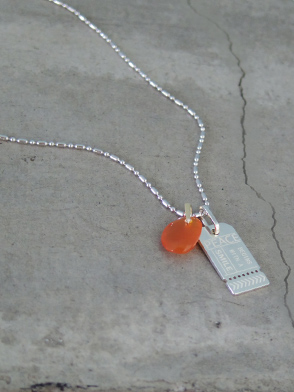 CHARM & CHAIN