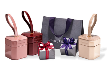 クリスマスシーズン限定 リボンカラー・オーナメントBOX