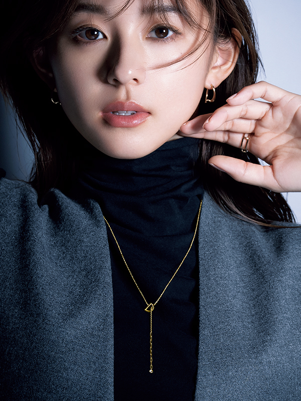 「Oggi×朝比奈 彩×STAR JEWELRY」トリプルコラボレーション