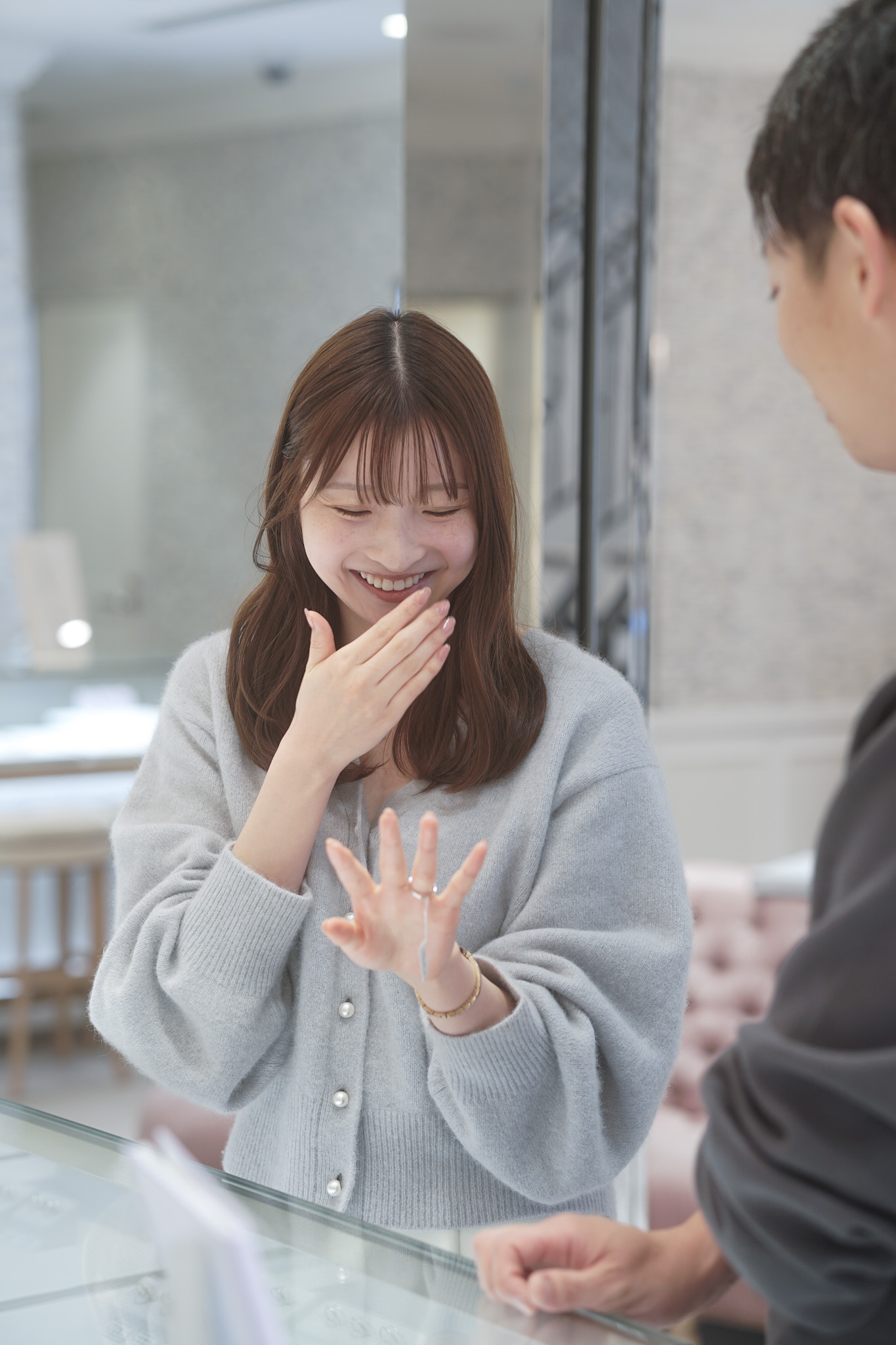 スタージュエリー2019年限定　サクラシーズン3 スタージュエリー“夜桜”イメージの春限定ネックレス、月夜に咲く