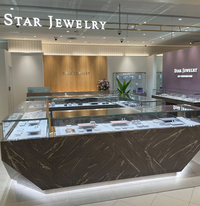 STAR JEWELRY Shin Kong Mitsukoshi Xinyi Place A8 Store(台湾・台北)