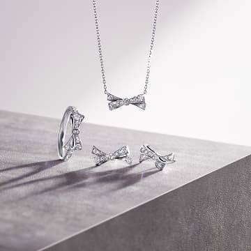 DIAMOND BOW