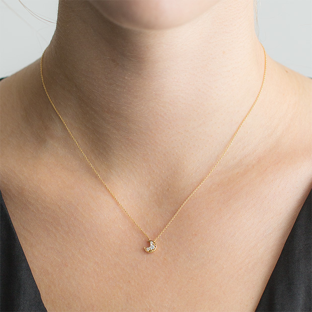 ネックレスDIAMOND MOON NECKLACE(2ZN2386)｜スタージュエリー公式 