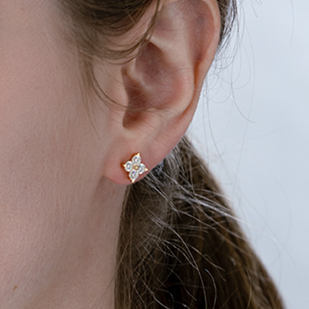 BRIGHTEST STAR DIAMOND PIERCED EARRINGS(L)(1ZP0923)K18