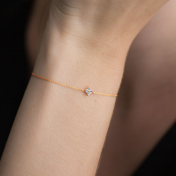 ブレスレットBRIGHTEST STAR DIAMOND BRACELET(2ZU0589)｜スター