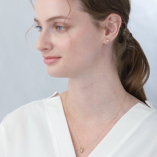 CRESCENT DROP PIERCED EARRINGS(2JP1068)K10 ピアス｜スター