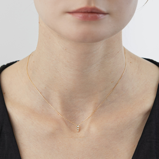 TRIPLE DIAMONDS NECKLACE(YG)(2ZN2494)K18 ネックレス｜スター