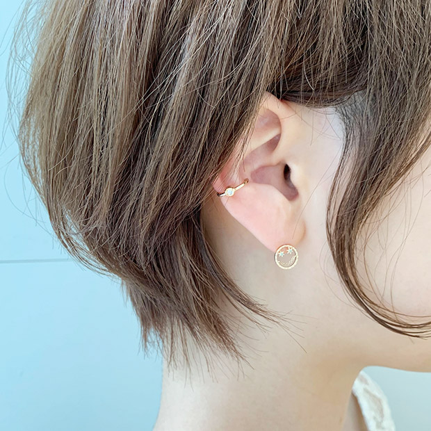 GIRL'S SMILE PIERCED EARRING2JPSTAR JEWELRY GIRL スター