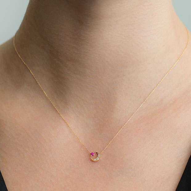 ネックレスRUBY MOON NECKLACE(2ZN2314)｜スタージュエリー公式