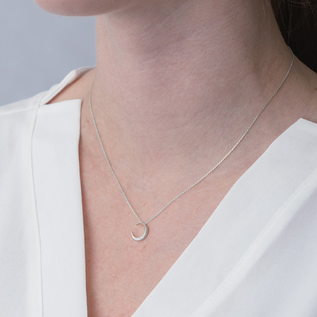 Star Jewelry ネックレス K10 HEART MOON HEART MOON NECKLACE(2JN1054)K10 ネックレス｜スタージュエリー公式