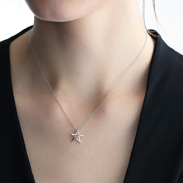 【美品✨】STAR JEWELRY スタージュエリー　ネックレス　星　K18