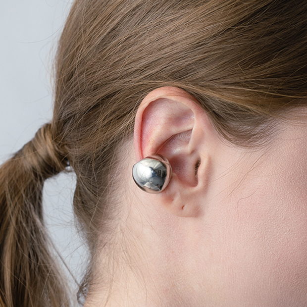 PUFFY BALL EAR CUFF(2SE0804)SV925 イヤーカフ｜スター