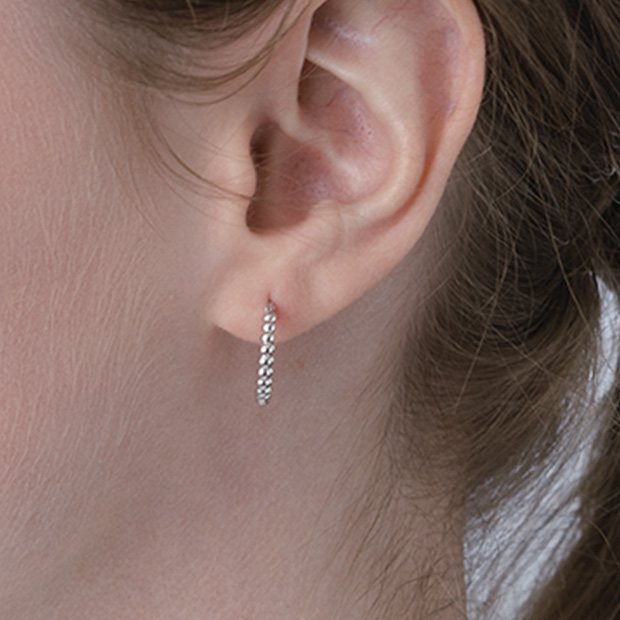 BALL HOOP PIERCED EARRING(1.5cm/片耳用)(2JP1044)K10 ピアス｜スター