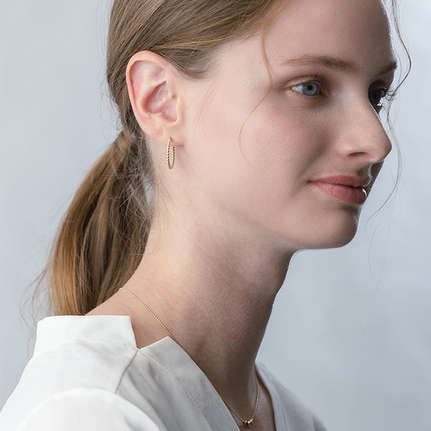 BALL HOOP PIERCED EARRING(2.0cm/片耳用)(2JP1043)K10 ピアス｜スター