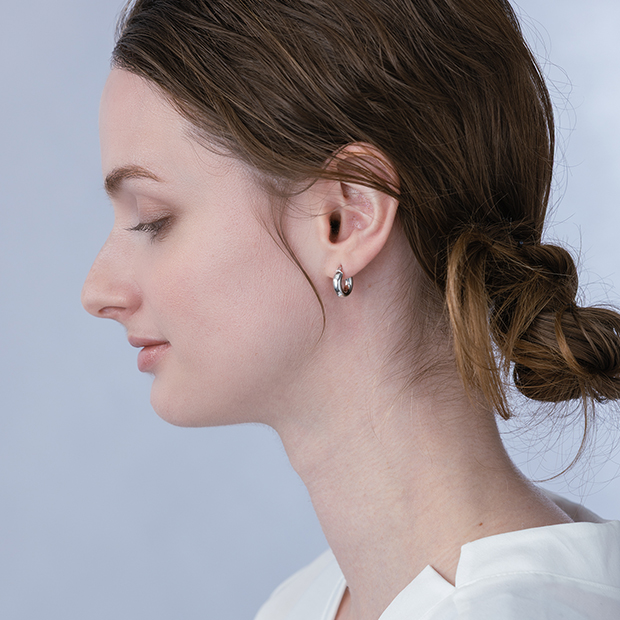 スタージュエリー　10K星型フープピアス SUN FRINGE PIERCED EARRINGS(2JP0962)K10 ピアス｜スター