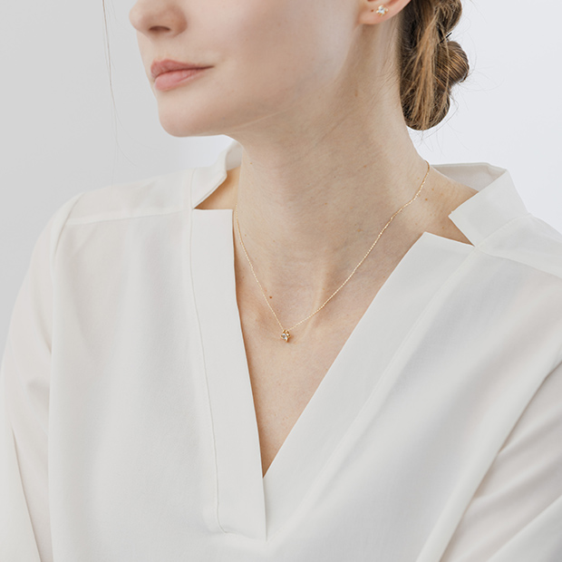 FOUR RAYED FLOWER NECKLACE (アクアマリン)(2JN1176)K10 ネックレス