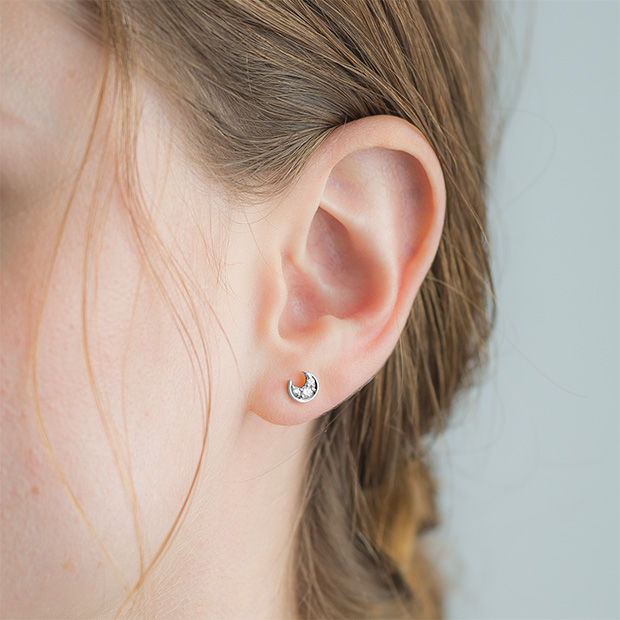 ピアスDIAMOND MOON PIERCED EARRINGS(2XP0329)｜スタージュエリー公式 ...