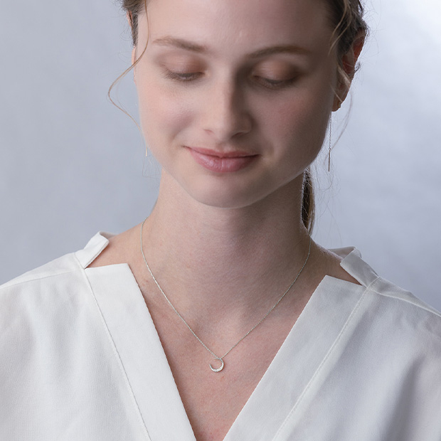 ネックレス | 月モチーフ | スタージュエリー公式オンラインストア