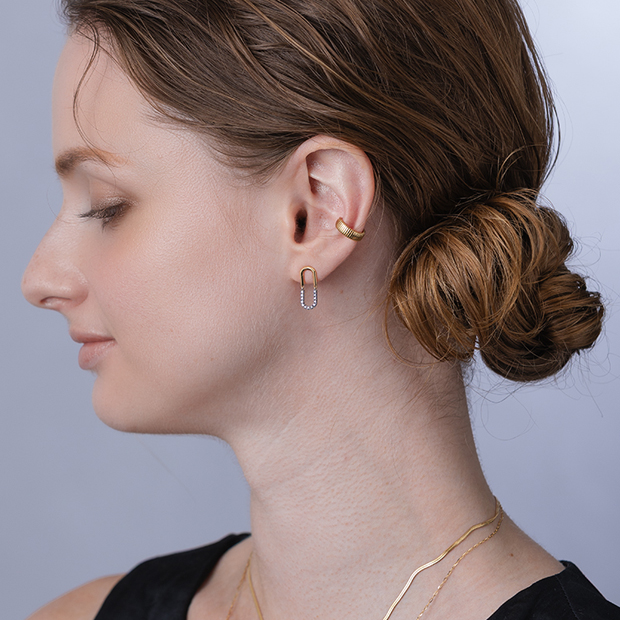 CONTRASTING LINKS PIERCED EARRINGS(1ZP0946)K18 ピアス