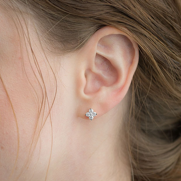 ピアスBRIGHTEST STAR DIAMOND PIERCED EARRINGS(M)(1XP0383)｜スター ...