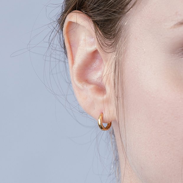 CLICK HOOP PIERCED EARRING(片耳用)(2GP0919)K18 ピアス