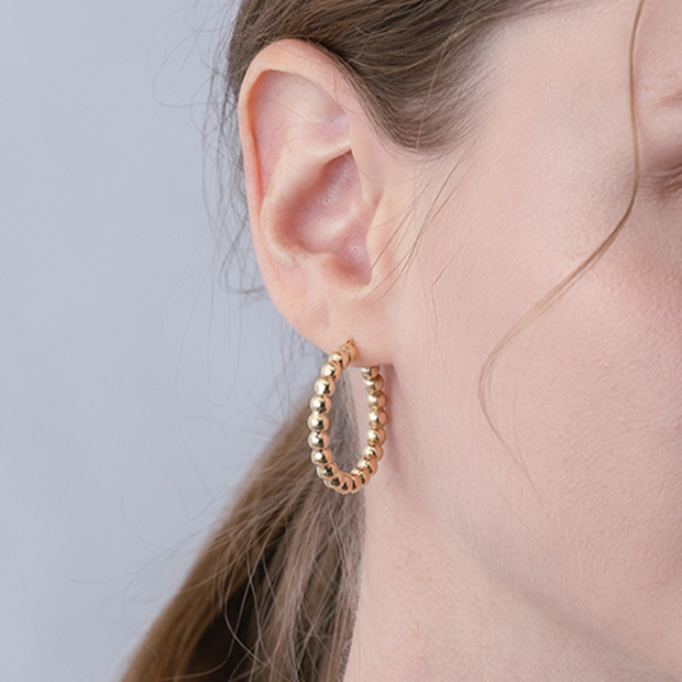 BALL HOOP PIERCED EARRING(2.8cm/片耳用)(2JP1051)K10 ピアス｜スター