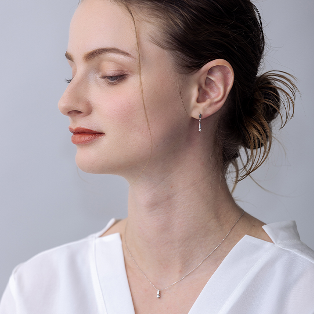STAR JEWELRY ダイヤモンドフォールピアス DIAMOND FALL PIERCED EARRINGS(2XP0340)Pt950 ピアス｜スター