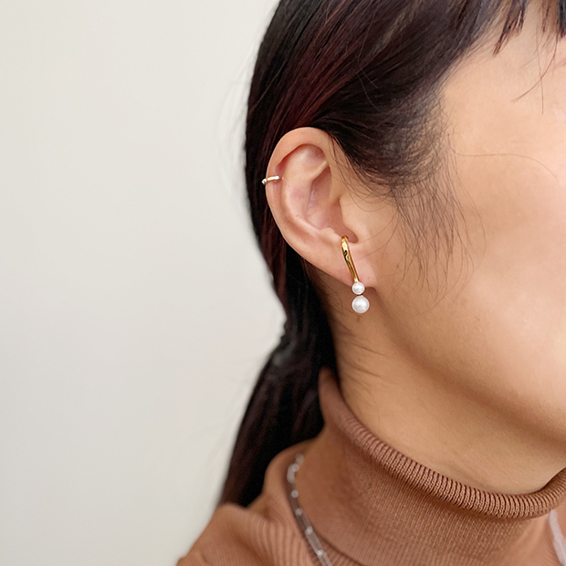 新品‼️スタージュエリー　K10 イヤーカフ LITTLE EAR CUFF