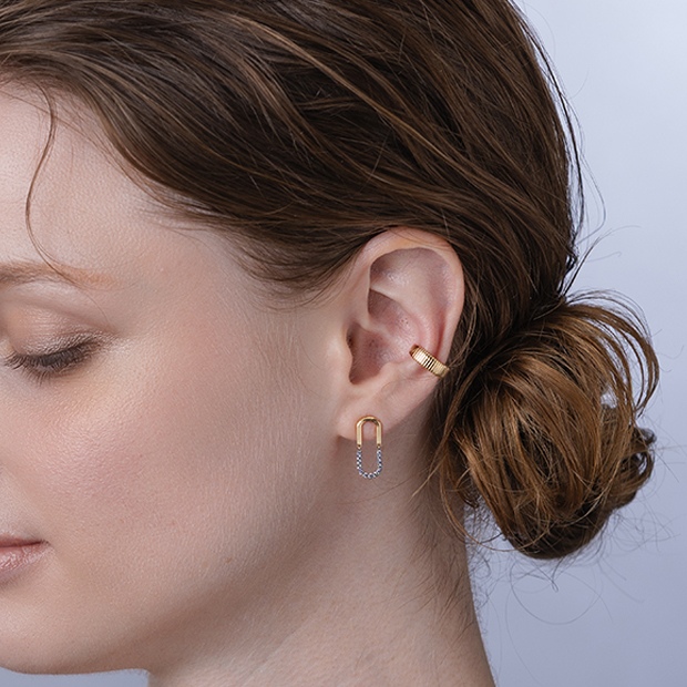 CONTRASTING LINKS PIERCED EARRINGS(1ZP0946)K18 ピアス