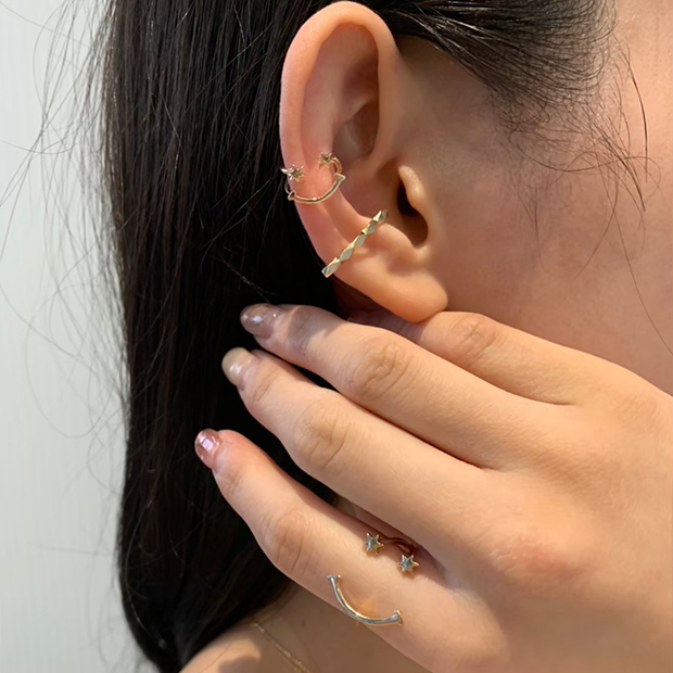 新品‼️スタージュエリー　K10 イヤーカフ LITTLE EAR CUFF