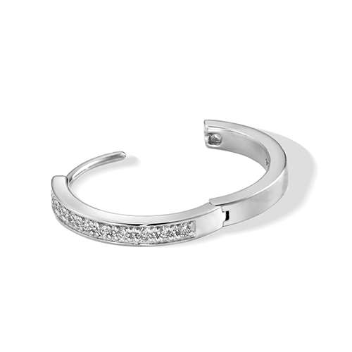 ジェンダーレスジュエリー | クリックフープピアス | スタージュエリー