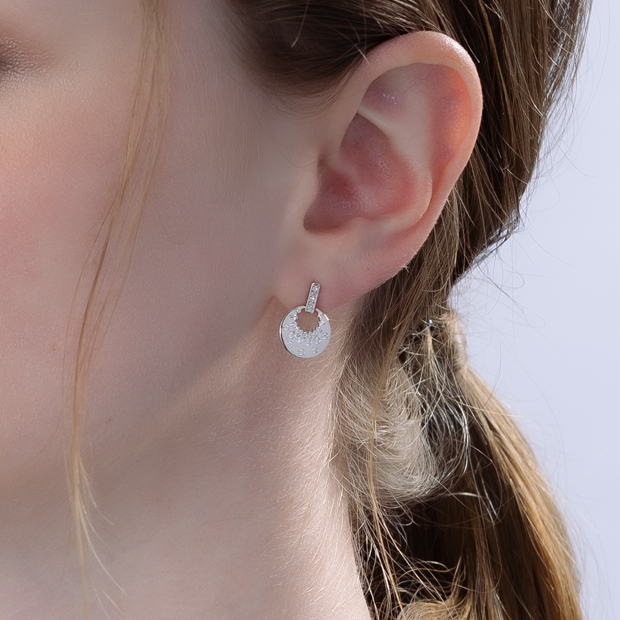 FLOWER MOON PIERCED EARRINGS(1XP0417)Pt950 ピアス｜スター