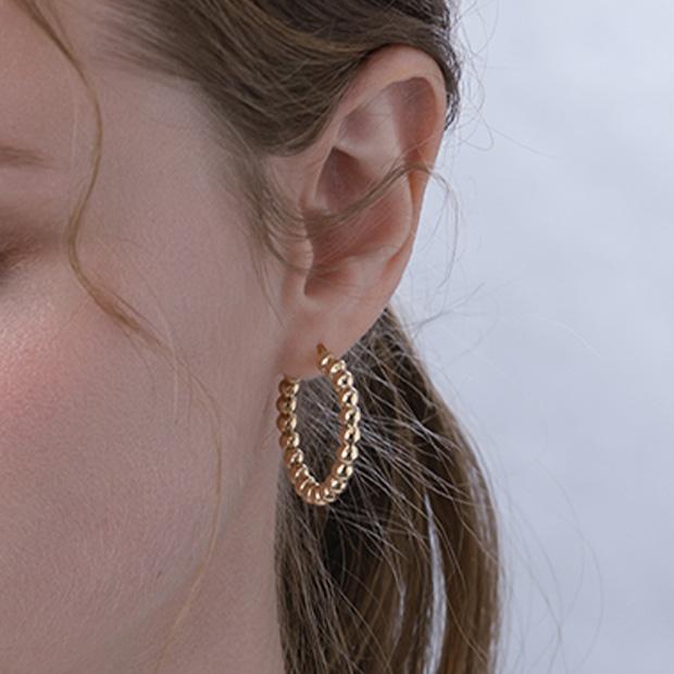 BALL HOOP PIERCED EARRING(2.8cm/片耳用)(2JP1051)K10 ピアス