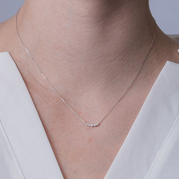 スタージュエリー　FIVE DIAMOND N ネックレス　2025年購入　美品 FIVE DIAMOND NECKLACE(2XN0315)Pt950 ネックレス｜スター
