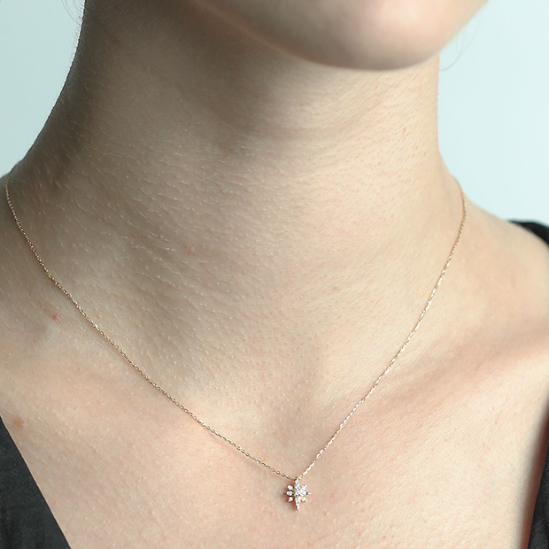 ネックレスDIAMOND CROSSING STAR NECKLACE(2ZN2416)｜スター