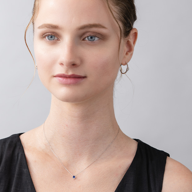 CROSSING STAR HOOP PIERCED EARRINGS(1XP0420)Pt950 ピアス｜スター