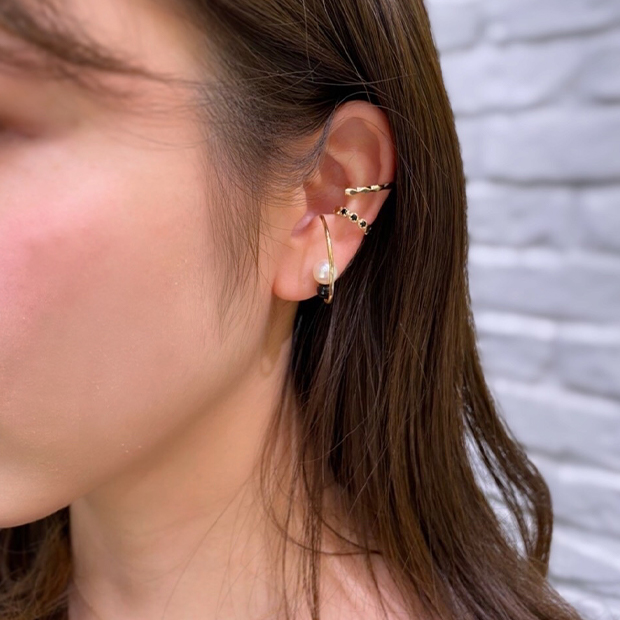 イヤーカフONYX EAR CUFF(2JE7064)STAR JEWELRY GIRL (スタージュエリ ...