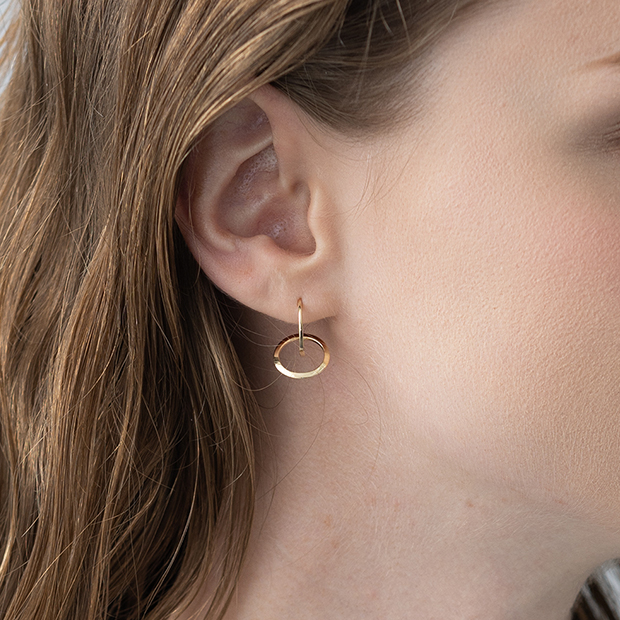 THE PLANETS PIERCED EARRINGS(2JP0944)K10 ピアス｜スター