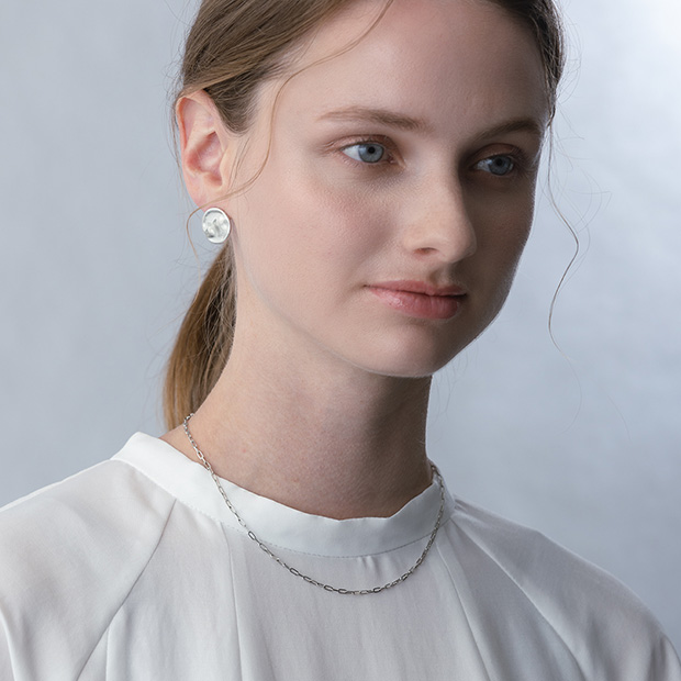 LUNAR COIN PIERCED EARRINGS(2SP0903)SV925 ピアス｜スター