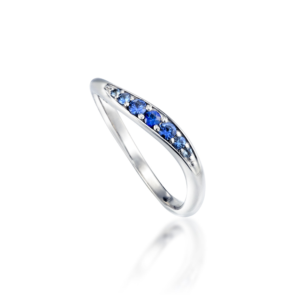 ピンキーリングblue Sapphire Wave Pinkie Ring 2jr0379 スタージュエリー公式オンラインストア