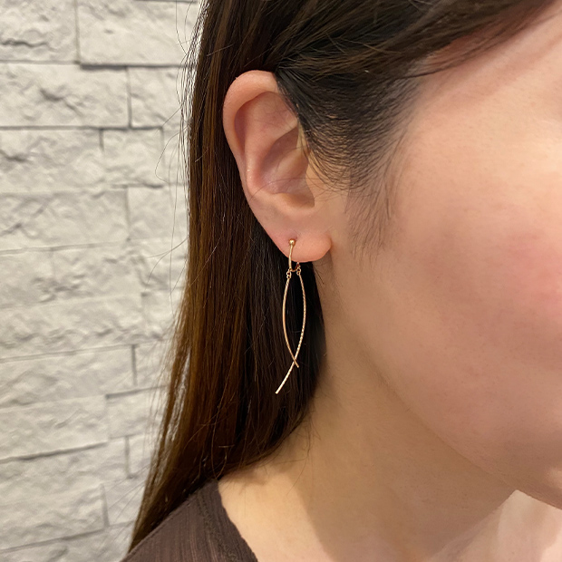 LINE EARRING(2JE7011)STAR JEWELRY GIRL (スタージュエリ―ガール