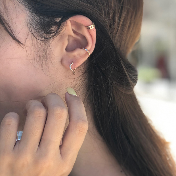 新品‼️スタージュエリー　K10 イヤーカフ LITTLE EAR CUFF