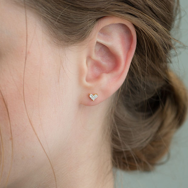 スタージュエリー　ハート　ピアス MYSTERIOUS HEART DIAMOND PIERCED EARRINGS 0.30ct(1ZP0877)K18