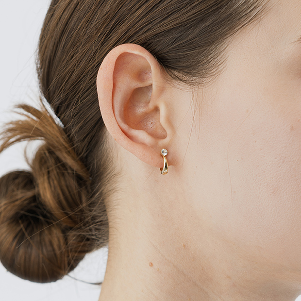 WHITE TOPAZ & PEARL CLIP EARRINGS(2JE0207)K10 イヤリング｜スター