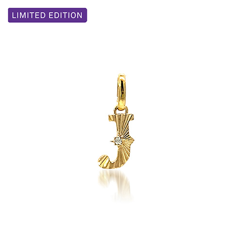 PERSONALIZE YOU】ETCHED INITIAL CHARM (J)(K18YG)(2ZC8811)K18