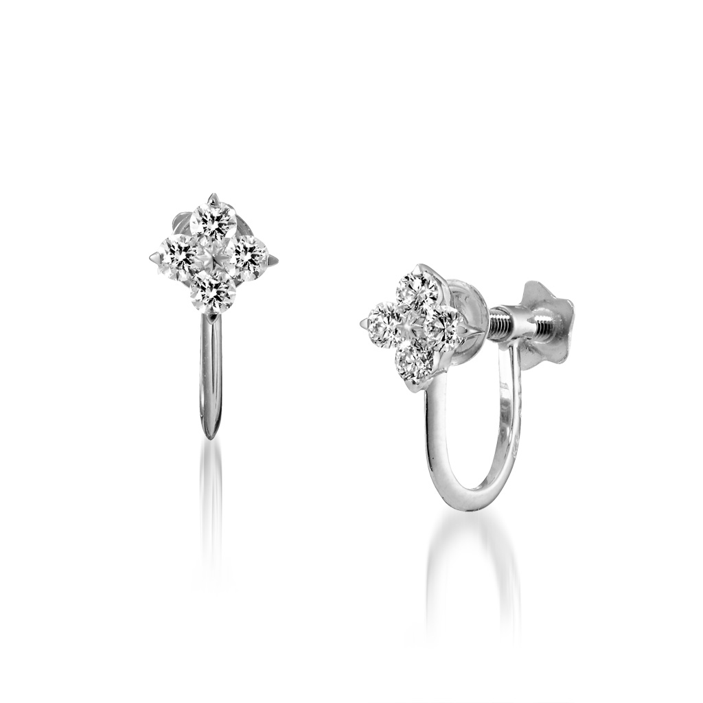 イヤリングBRIGHTEST STAR DIAMOND EARRINGS(1XE0105)｜スター