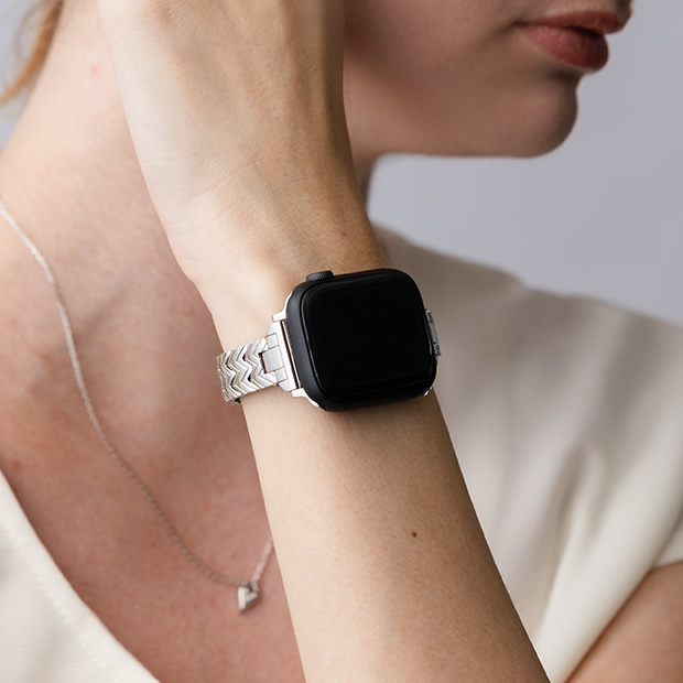 クリスマスギフトにおすすめジュエリー【数量限定】CONNECT WITH LOVE  