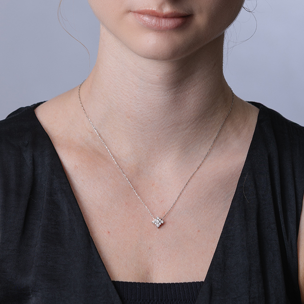 LUMINOUS SPARKLE NECKLACE(M)(1XN0817)Pt950 ネックレス｜スター